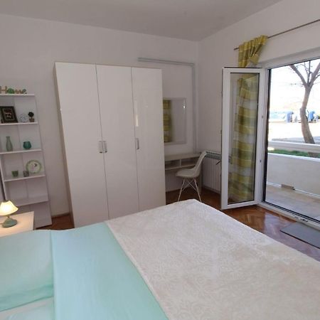 Apartment Pag 13060A Pag Town Esterno foto