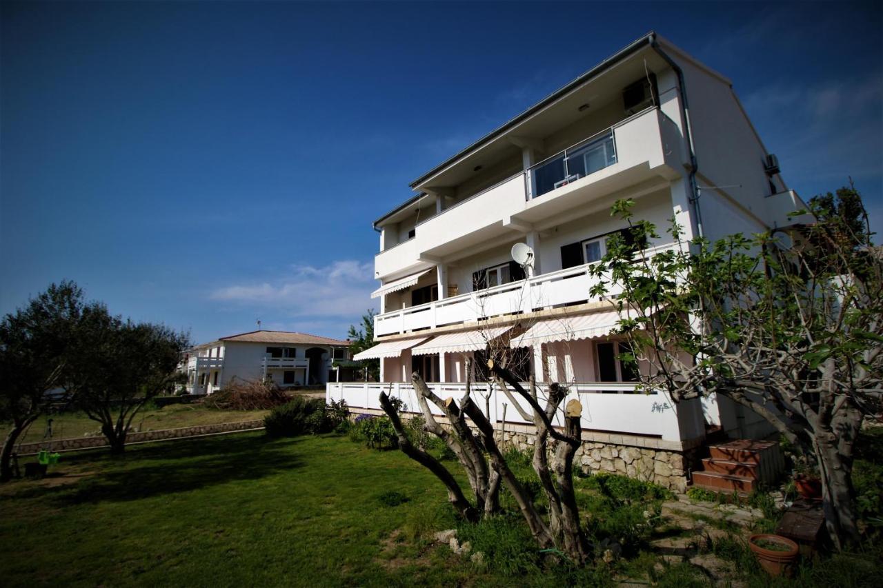 Apartment Pag 13060A Pag Town Esterno foto