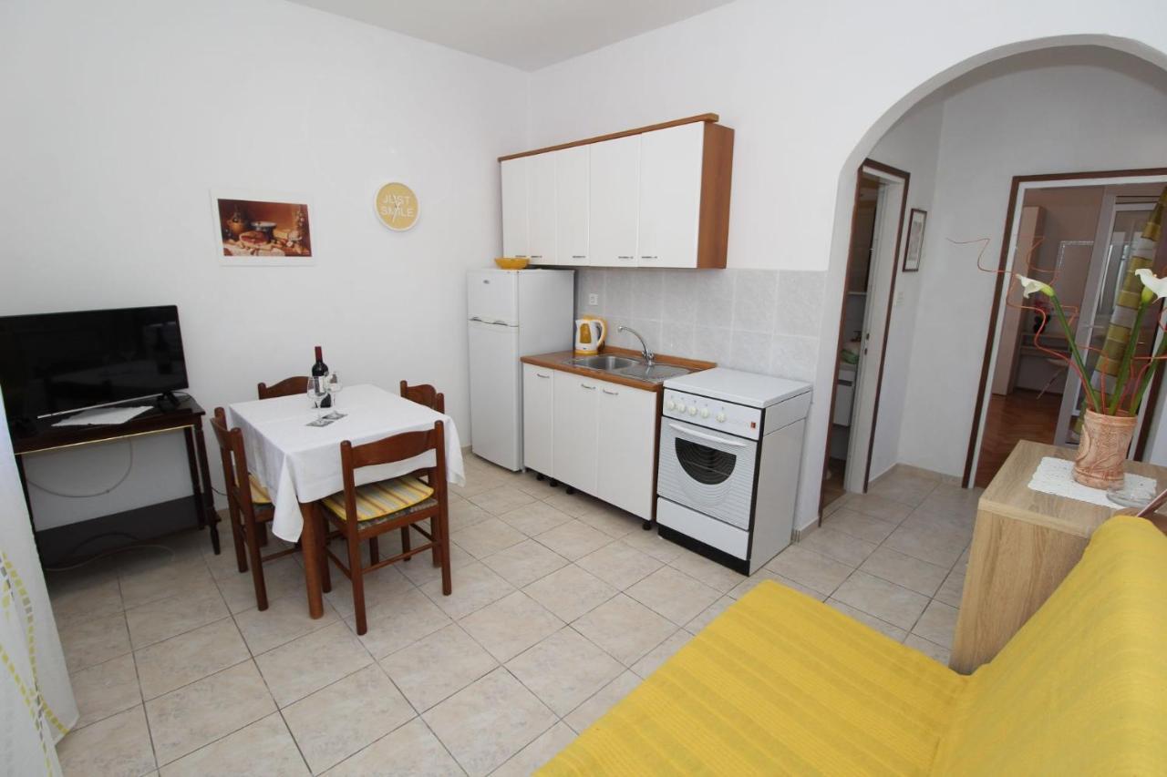 Apartment Pag 13060A Pag Town Esterno foto
