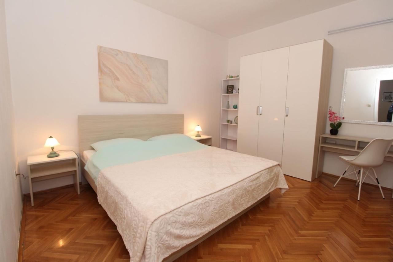 Apartment Pag 13060A Pag Town Esterno foto