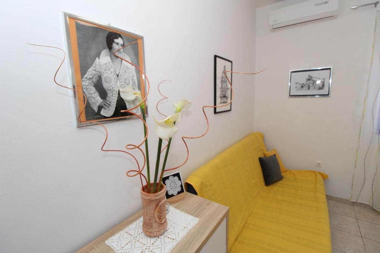 Apartment Pag 13060A Pag Town Esterno foto
